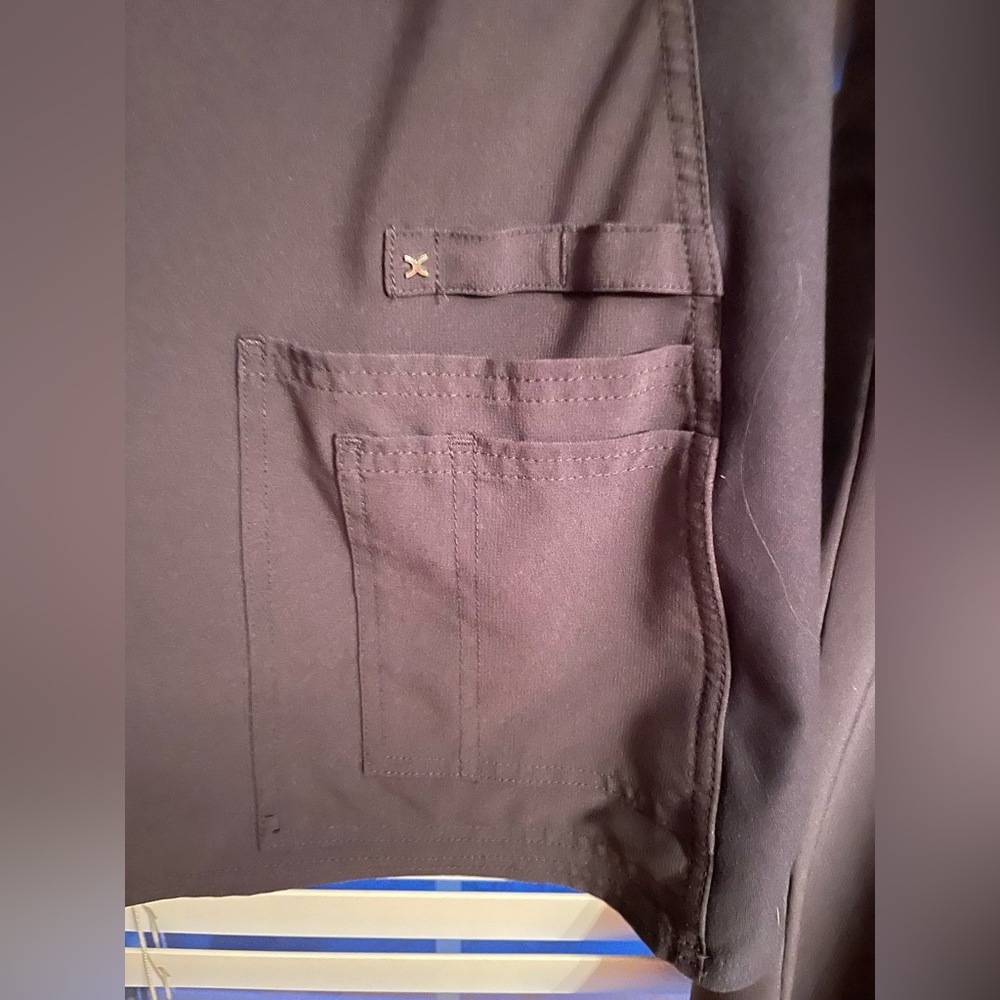 Cherokee Flex Scrub Set - Picture 4 of 11